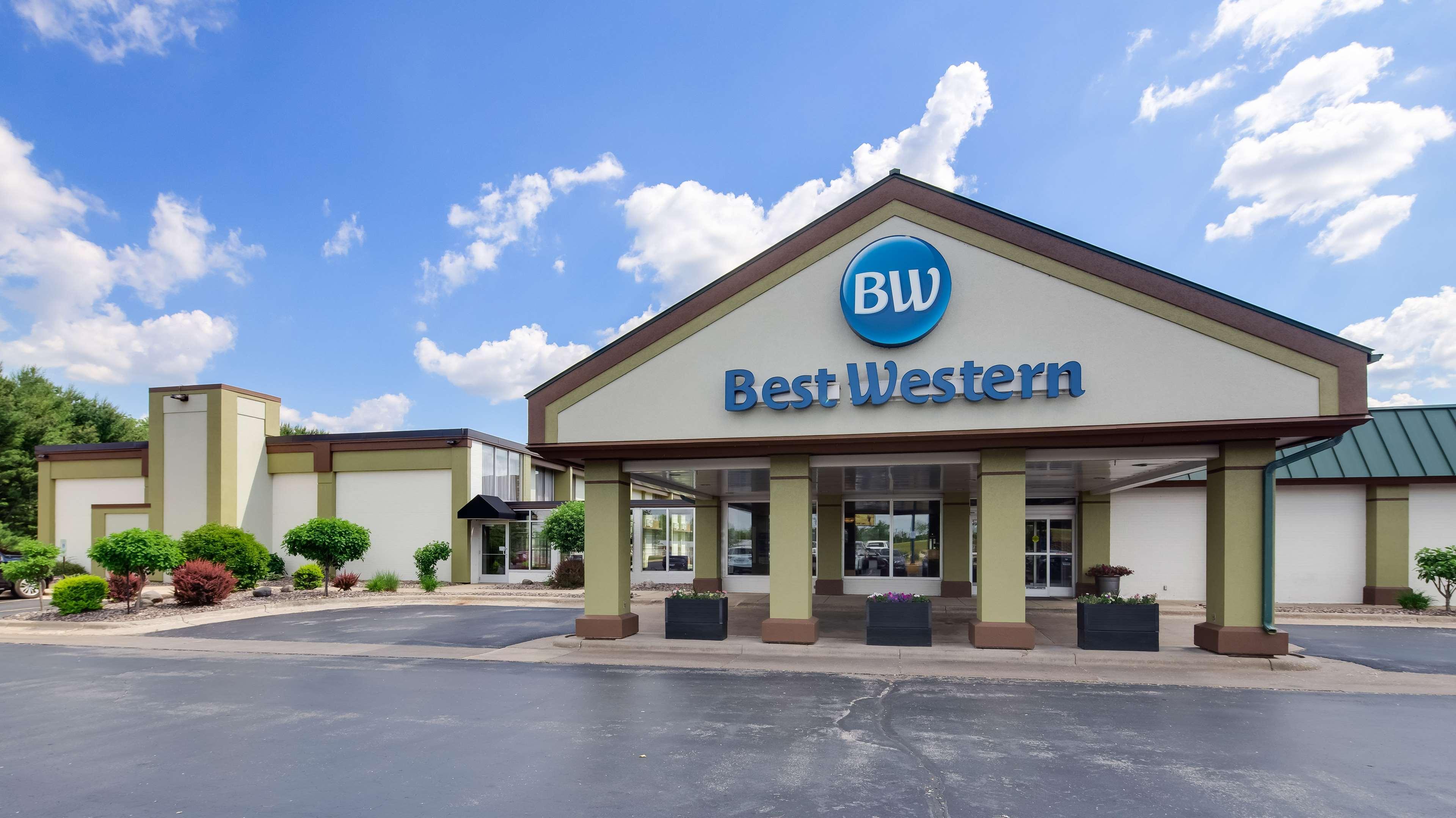 Best Western Tomah Hotel Экстерьер фото