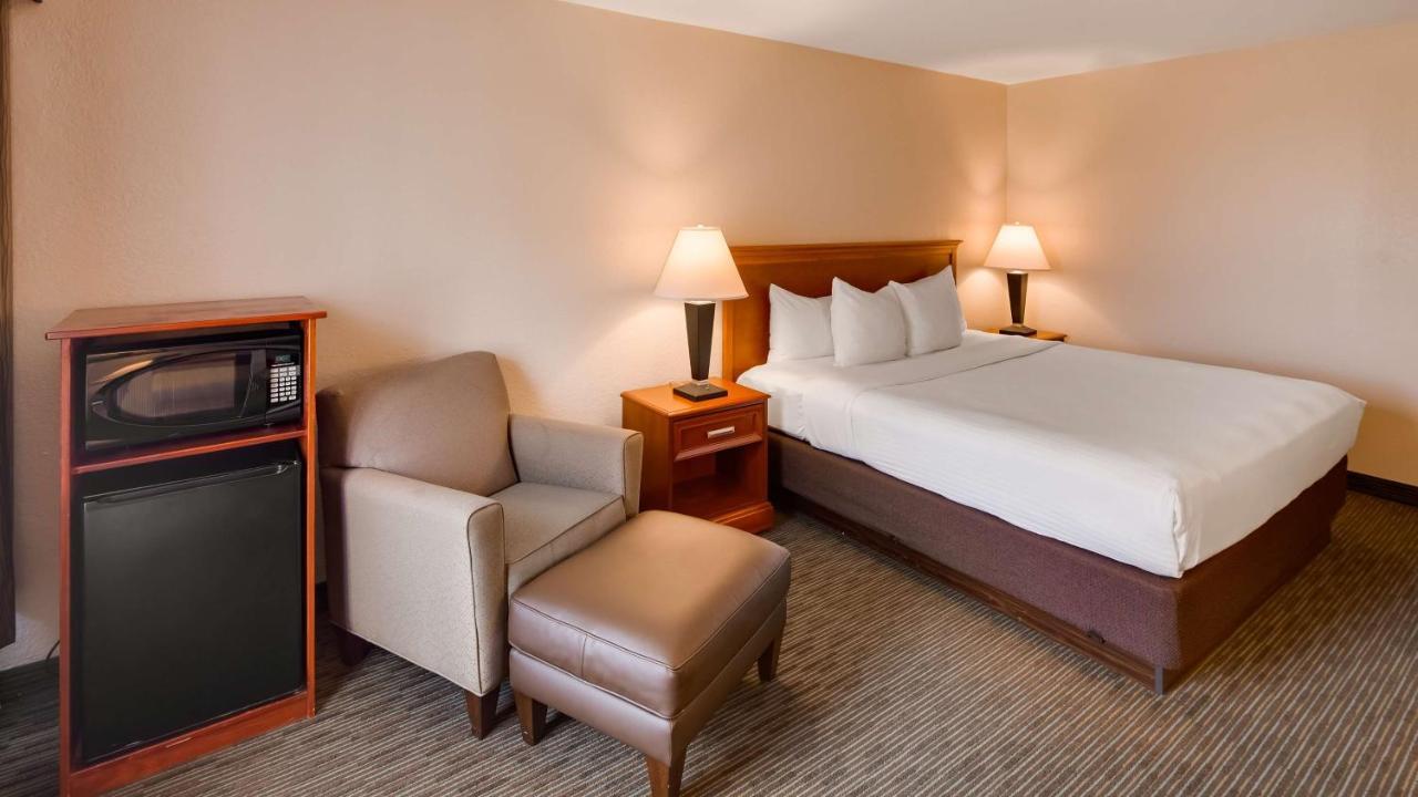 Best Western Tomah Hotel Экстерьер фото