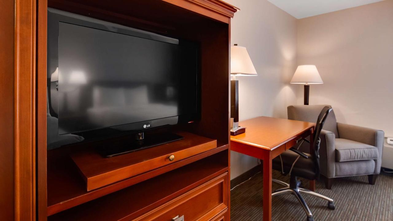 Best Western Tomah Hotel Экстерьер фото